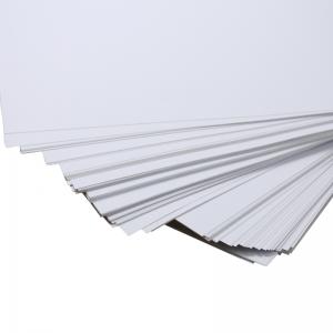 Feuille en plastique imprimable de feuille de PVC de taille de 1mm UV A4 opaque blanc rigide pour la carte d'identification